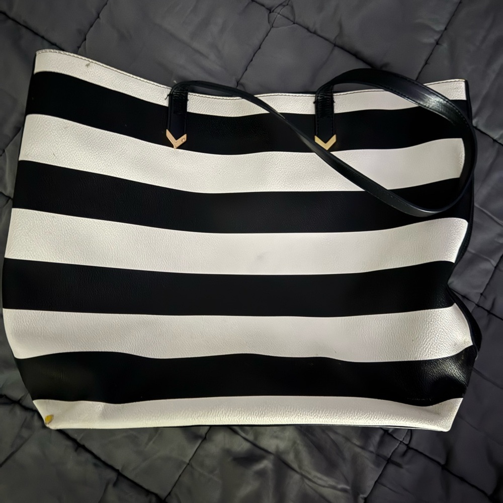 Stella and Dot Black and White Striped Tote Bag